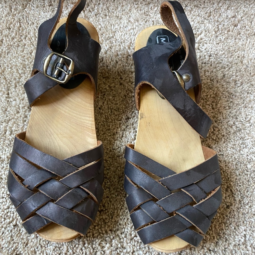 Moheda Clog